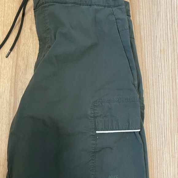 Nike Sportswear Style Essentials Men’s Utility Pants - Picture 9 of 9